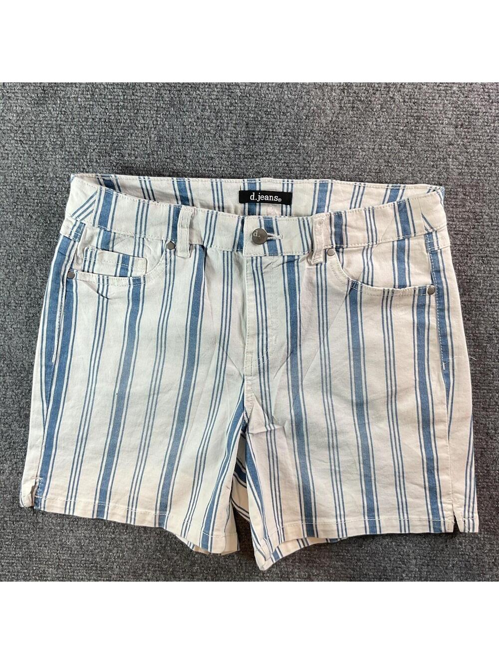 d.jeans Women’s Size 6  Blue/White Striped Shorts